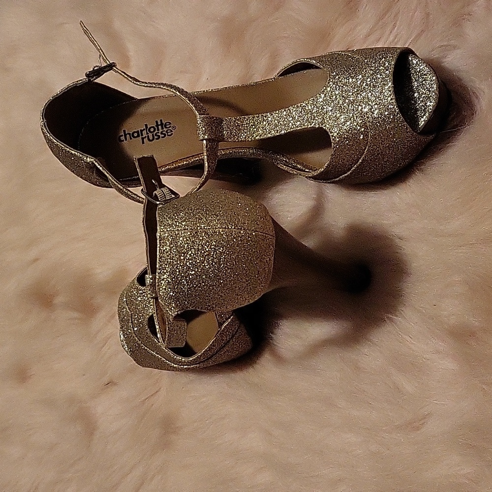 Glitter Gold Sandal size 8